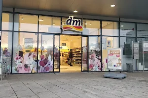 dm-drogerie markt image