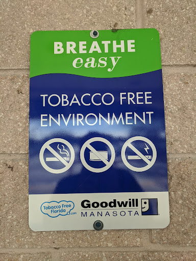 Thrift Store «Goodwill Retail & Donation Center», reviews and photos