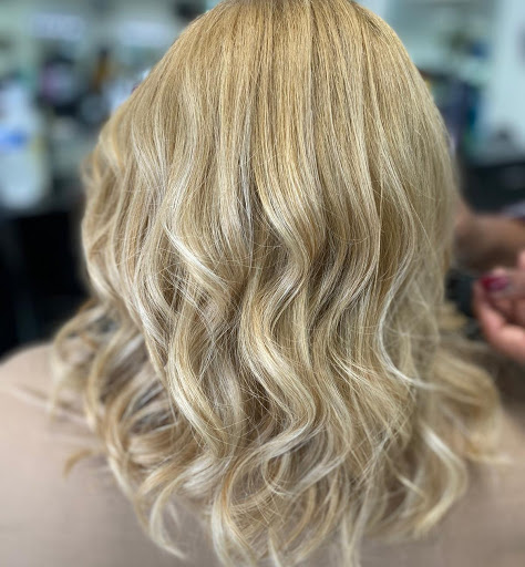 Hair Salon «Mercedes Dominican Hair Salon», reviews and photos, 2800 Canton Rd # 580, Marietta, GA 30066, USA