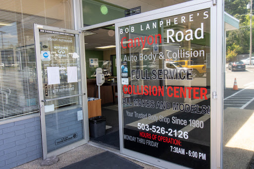 Auto Body Shop «Canyon Road Auto Body & Collision Center», reviews and photos, 9350 SW Canyon Rd, Portland, OR 97225, USA