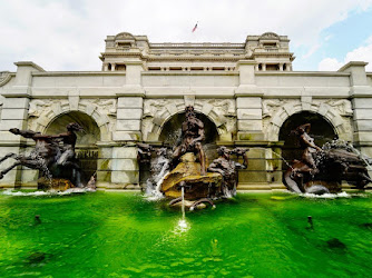 Neptune Fountain