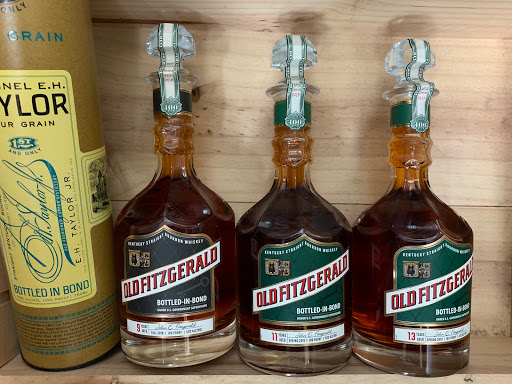 Liquor Store «Happy Liquor Store», reviews and photos, 34-16 31st Ave, Long Island City, NY 11106, USA