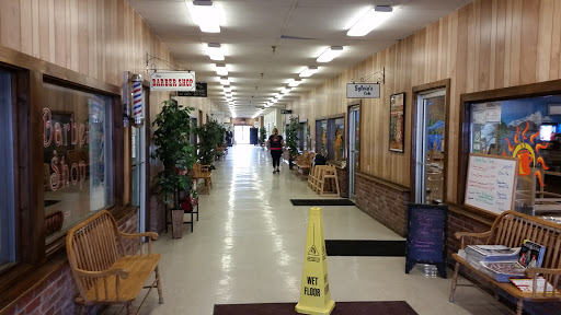 Shopping Mall «Mill Mall», reviews and photos, State St, Ellsworth, ME 04605, USA