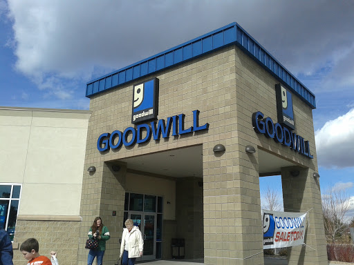 Thrift Store «Goodwill», reviews and photos