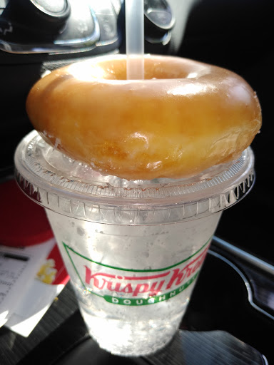 Bakery «Krispy Kreme Doughnuts», reviews and photos, 201 N Veterans Pkwy, Bloomington, IL 61704, USA