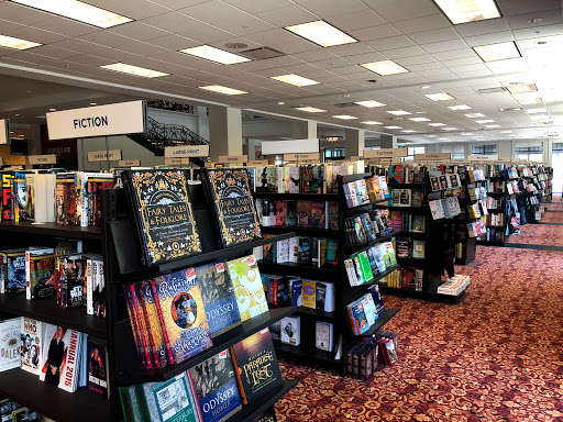 Book Store «Books&Co», reviews and photos, 4453 Walnut St, Beavercreek, OH 45440, USA