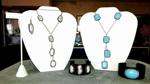 Jewelry Appraiser «Boudreau Jewelers & Gallery», reviews and photos, 2001 E Lohman Ave, Las Cruces, NM 88001, USA