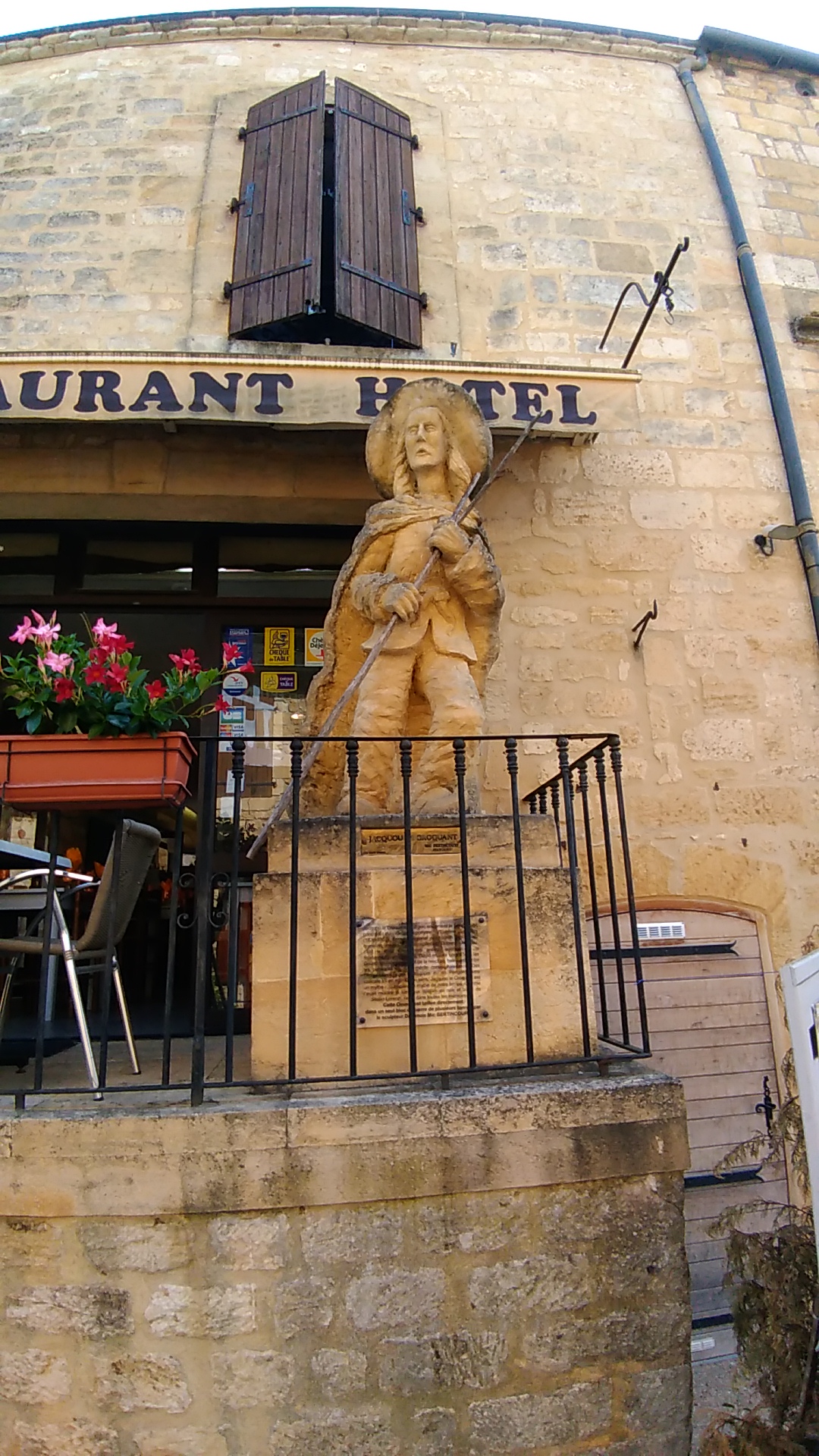 Photo n° 5 de l'avis de Pierre.a fait le 13/08/2018 à 12:00