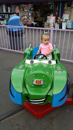 Shopping Mall «Los Amigos Mall», reviews and photos, 307 E Jefferson Blvd, Los Angeles, CA 90011, USA