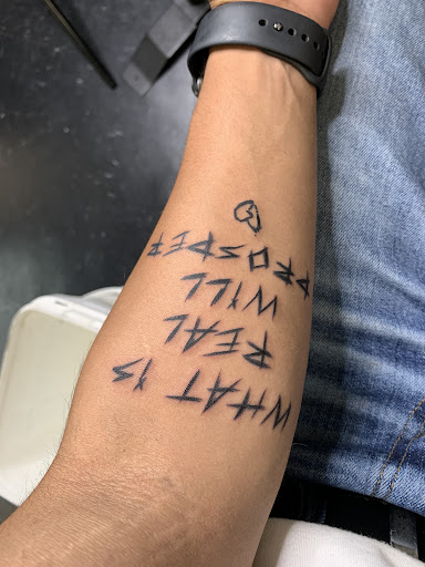 Explore mens wedding ring tattoo ideas, creative tattoo ideas in Lakeland, available at 360 INKpressions