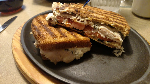 Ice Cream Shop «Yum Yum Tree», reviews and photos, 140 W Main St, Brighton, MI 48116, USA