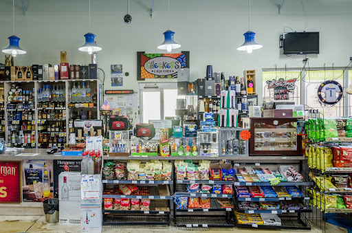 Liquor Store «Checkers Discount Liquors & Wine», reviews and photos, 35202 S Dixie Hwy, Homestead, FL 33034, USA