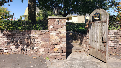 Vineyard «Crossing Vineyards and Winery», reviews and photos, 1853 Wrightstown Rd, Newtown, PA 18940, USA