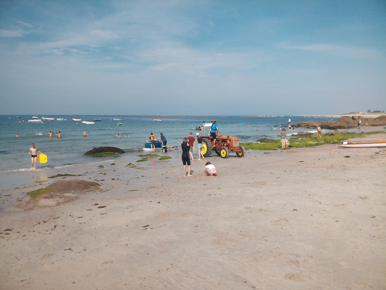 Foto von Plage du Sablon wilde gegend