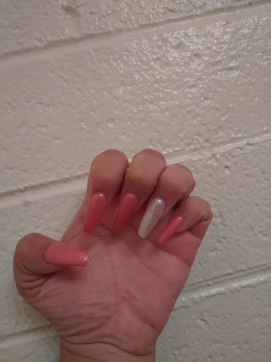 Nail Salon «Golden Nails & Spa», reviews and photos, 1815 E Southern Ave, Tempe, AZ 85282, USA