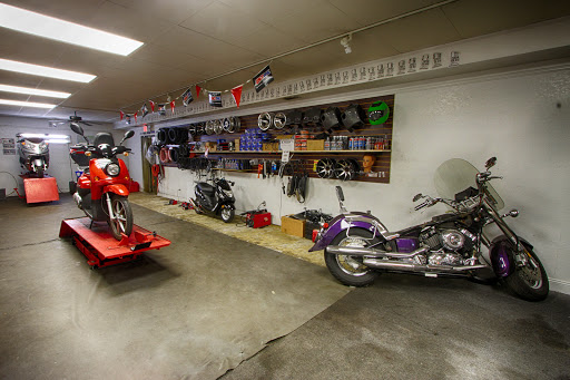 Motor Scooter Dealer «Wild Hogs Scooters & Motorsports Winter Park», reviews and photos, 1932 W Fairbanks Ave, Winter Park, FL 32789, USA