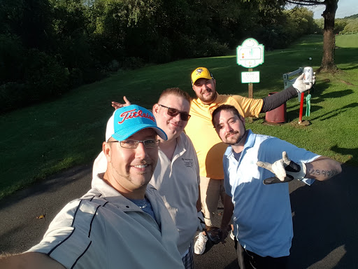 Golf Course «LakeVue North Golf Course», reviews and photos, 591 Pittsburgh Rd, Butler, PA 16002, USA