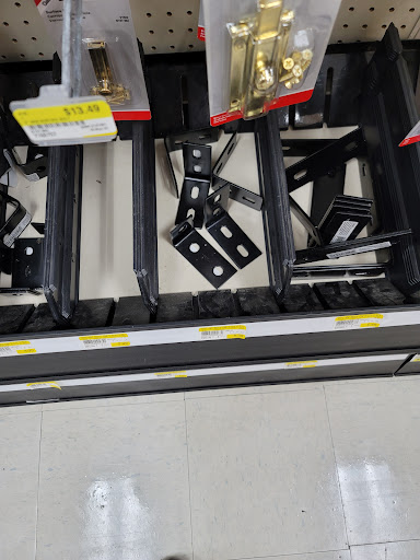 Home Improvement Store «Lands End Marine Supply», reviews and photos, 337 Commercial St, Provincetown, MA 02657, USA