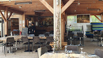 Atmosphère du Restaurant La Binbinette aux 3 Saisons à Rochetaillée-sur-Saône - n°12