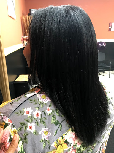 Beauty Salon «Queen B Beauty & Hair Salon», reviews and photos, 1588 Veterans Memorial Hwy SW #204, Austell, GA 30168, USA