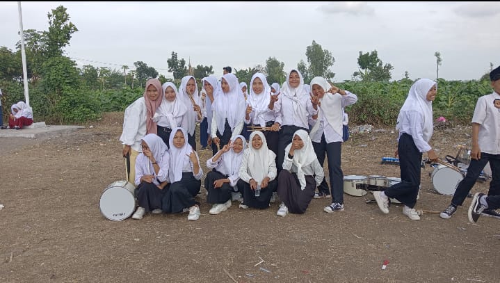 SMK ISLAM TERPADU SEMUDANE AL FAZRI LINGKOK BUNUT - White Bird - 14