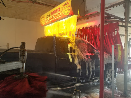 Car Wash «Flagship Car Wash & Lube Center», reviews and photos, 8040 Forest Ln, Dallas, TX 75243, USA