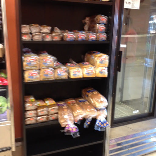 Grocery Store «Family Farmers Market», reviews and photos, 2121 W Oakland Park Blvd, Oakland Park, FL 33311, USA