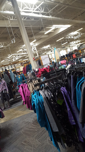 Camping Store «REI», reviews and photos, 189 Connecticut Ave, Norwalk, CT 06854, USA