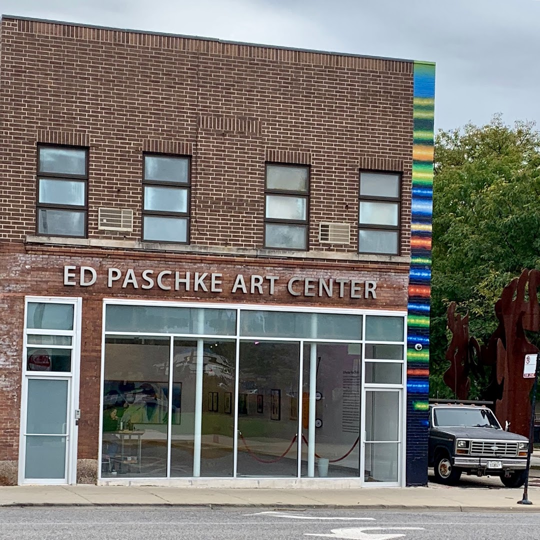 Ed Paschke Art Center