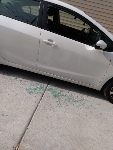 Auto Body Shop «ABRA Auto Body & Glass», reviews and photos, 2300 W Florist Ave, Glendale, WI 53209, USA