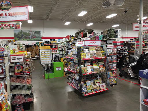 Home Improvement Store «Tractor Supply Co.», reviews and photos, 2475 Dr Martin Luther King Jr Pkwy, Chico, CA 95928, USA