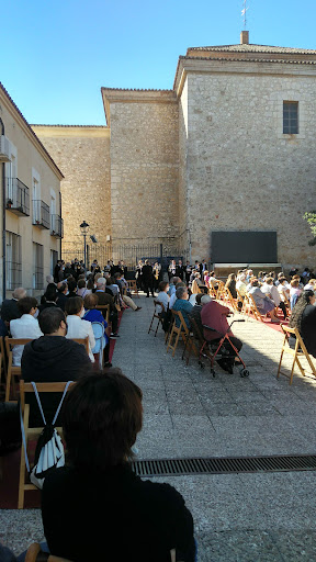 Cervecería café La Latina en Villarejo de Salvanés