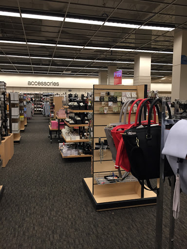 Department Store «Nordstrom Rack Potomac Mills», reviews and photos, 2700 Potomac Mills Cir, Woodbridge, VA 22192, USA