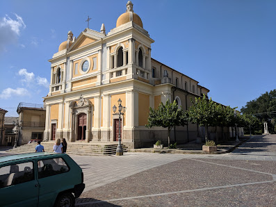 Basilica Santuario S. Maria Di Monserrato Largo dei Monaci, 2, 89821 Vallelonga VV, Italia