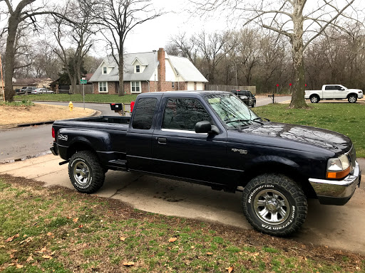 Auto Body Shop «Maaco Collision Repair & Auto Painting», reviews and photos, 9607 E 54th St, Tulsa, OK 74145, USA