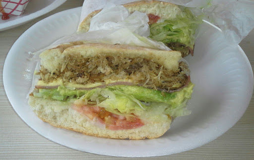 Restaurante de sándwiches submarino Chihuahua