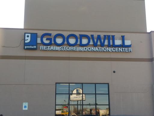 Thrift Store «Goodwill Englewood», reviews and photos, 4160 S Broadway, Englewood, CO 80113, USA