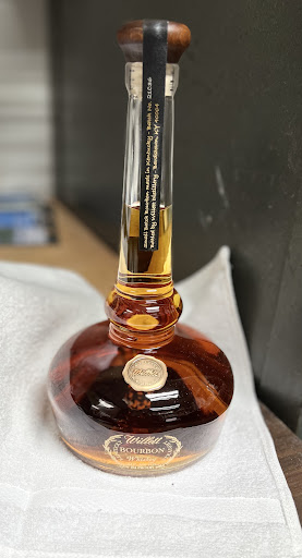 Liquor Store «D & M Liquor Store», reviews and photos, 595 Ralph David Abernathy Blvd, Atlanta, GA 30312, USA