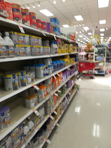 Department Store «Target», reviews and photos, 2099 Skokie Valley Rd, Highland Park, IL 60035, USA