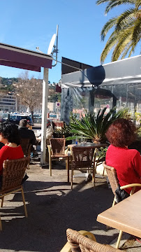 Atmosphère du Restaurant La Goelette à Saint-Mandrier-sur-Mer - n°1