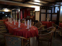 Atmosphère du Restaurant Auberge du Donjon à Fresnicourt-le-Dolmen - n°12