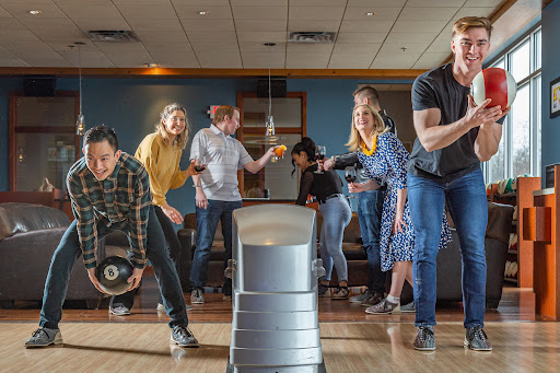 American Restaurant «Pinstripes», reviews and photos, 1150 Willow Rd, Northbrook, IL 60062, USA