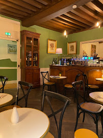 Atmosphère du Restaurant TOMA Bar à Vin & Fast Good à Beaune - n°10