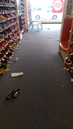 Shoe Store «Payless ShoeSource», reviews and photos, 634 Hebron Rd, Heath, OH 43056, USA