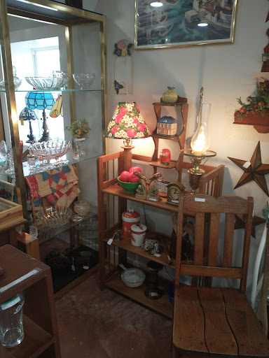 Antique Store «Hidden Talent Gifts & Antiques», reviews and photos, 400 S Main St, McGregor, TX 76657, USA
