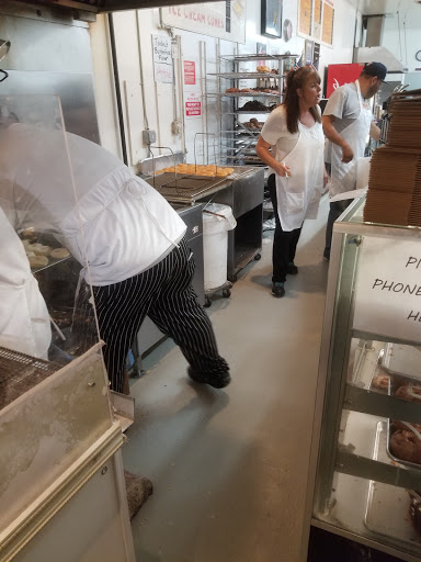 Donut Shop «Manley Donut Shop», reviews and photos, 10991 N De Anza Blvd, Cupertino, CA 95014, USA