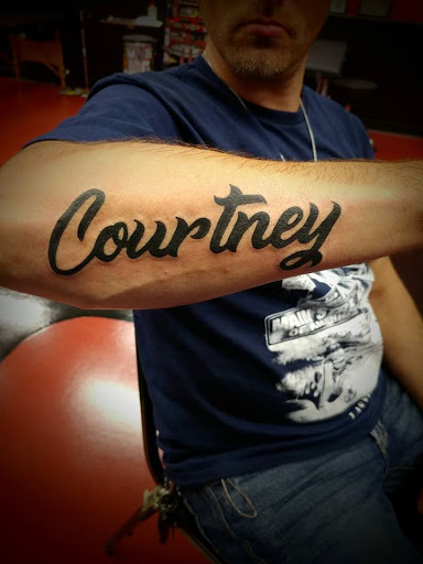 Tattoo Shop «Sarenity Tattoo & Piercing in Birchwood Mall», reviews and photos, 4350 24th Ave, Fort Gratiot Twp, MI 48059, USA