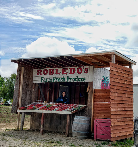 Robledo's Farm Fresh Produce