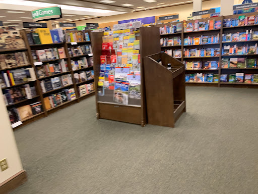 Book Store «Barnes & Noble», reviews and photos, 1156 US-46, Woodland Park, NJ 07424, USA