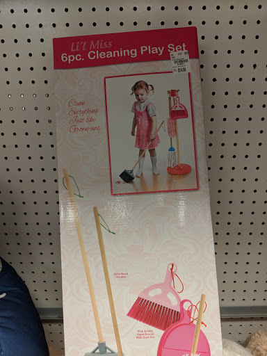 Home Goods Store «Tuesday Morning», reviews and photos, 7810 Rogers Ave, Fort Smith, AR 72903, USA